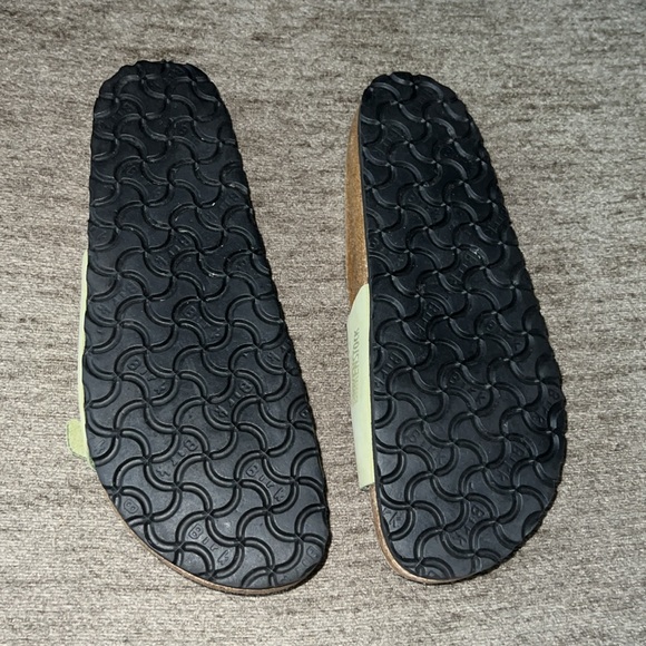 BIRKENSTOCK Ibiza Nubuck Bamboo
Pistachio Sandals size 41 - Picture 4 of 6